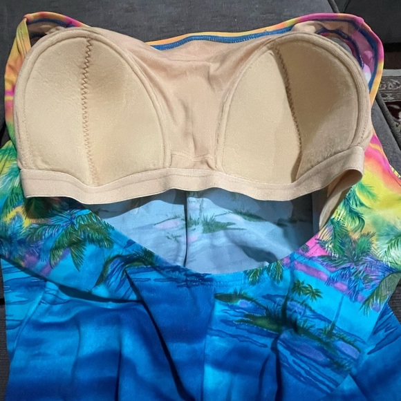 Disney one piece Tropical Blue Swimsuit with Palm Tree Design size 18 - Picture 5 of 6